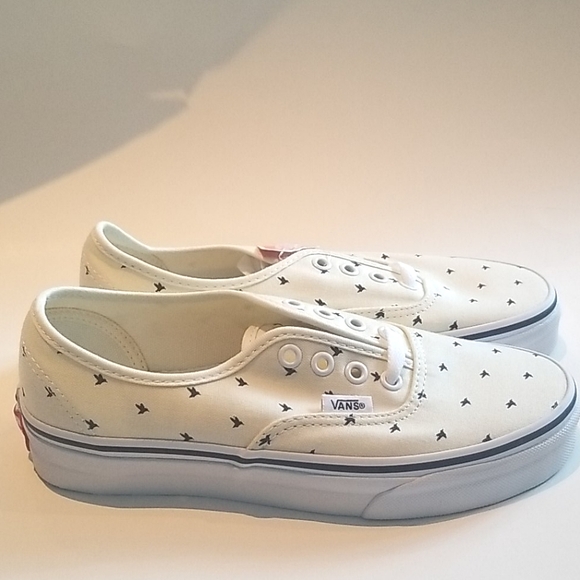 Vans Ivory Printed Canvas Sneakers Women Sz 6 NEW - Picture 5 of 5